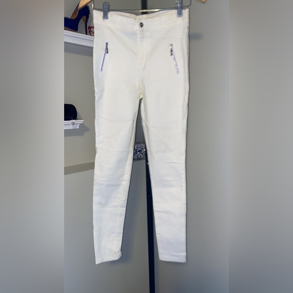 Patrizia Luca Split Front Ankle Pant in White - Picture 10 of 10